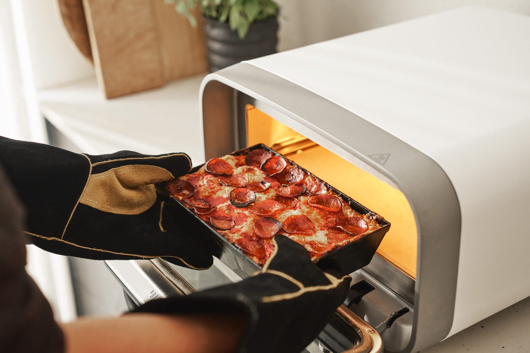 Volt 2 Electric Pizza Oven – Polar White